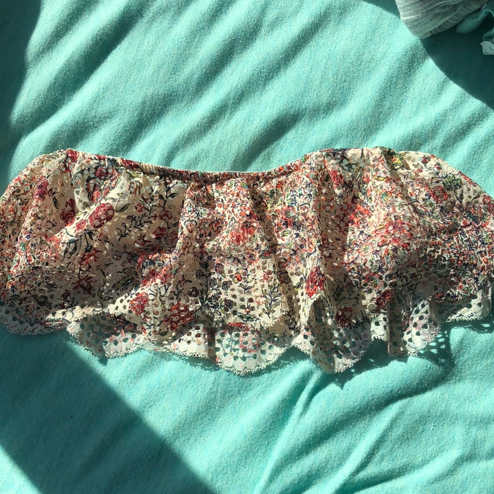 flowy floral bandeau - Picture 2 of 5